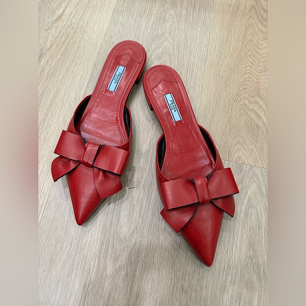 Prada Pointed-Toe Bow Slide Flat red